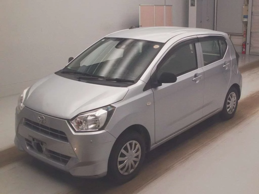 Toyota Pixis Epoch LA350A 2021